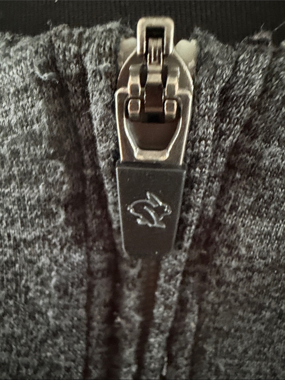 Men's Rabbit Long Sleeve Half-Zip Performance Pullover - Gray - Picture 3 of 12
